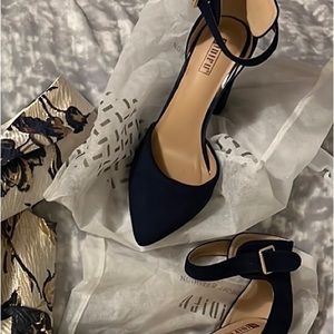 Size 9 mother of the bride Hills